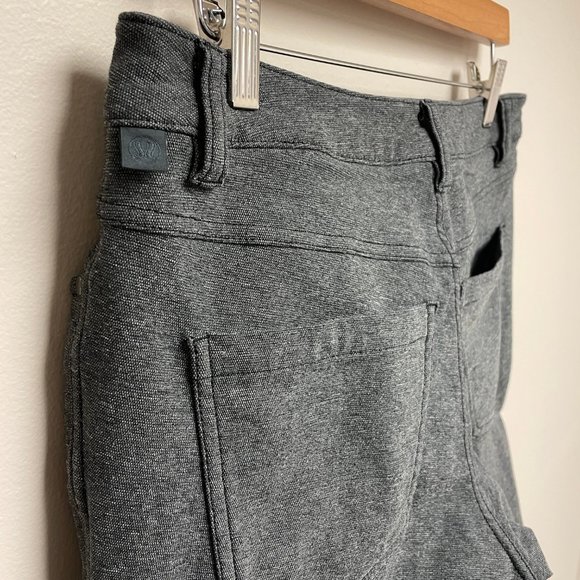Lululemon Mens Gray Heathered ABC Pants Short Skinny Tech Canvas Size 30 Short - Picture 6 of 11
